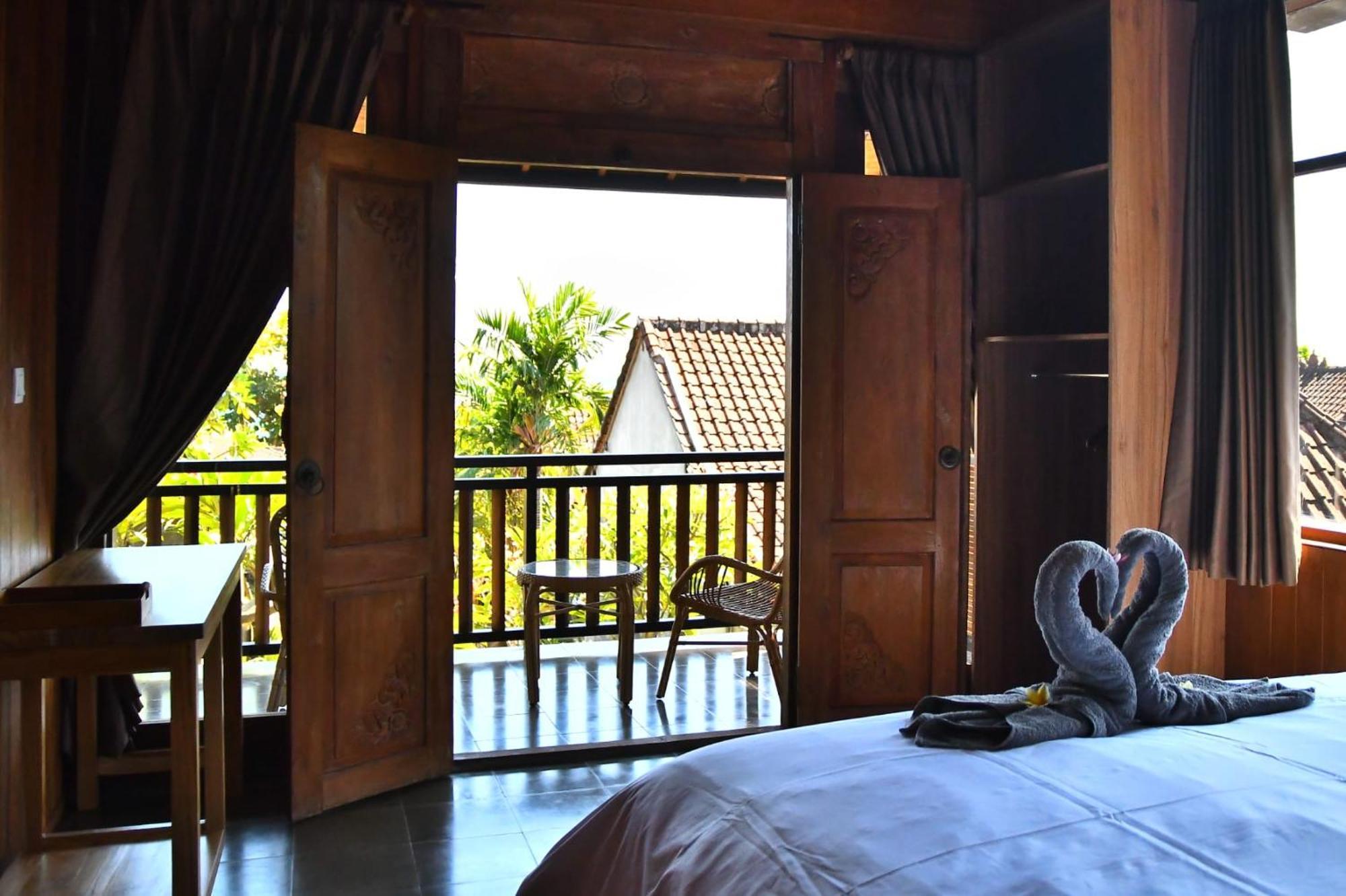 Putra'Lebah Amed Guest House Extérieur photo