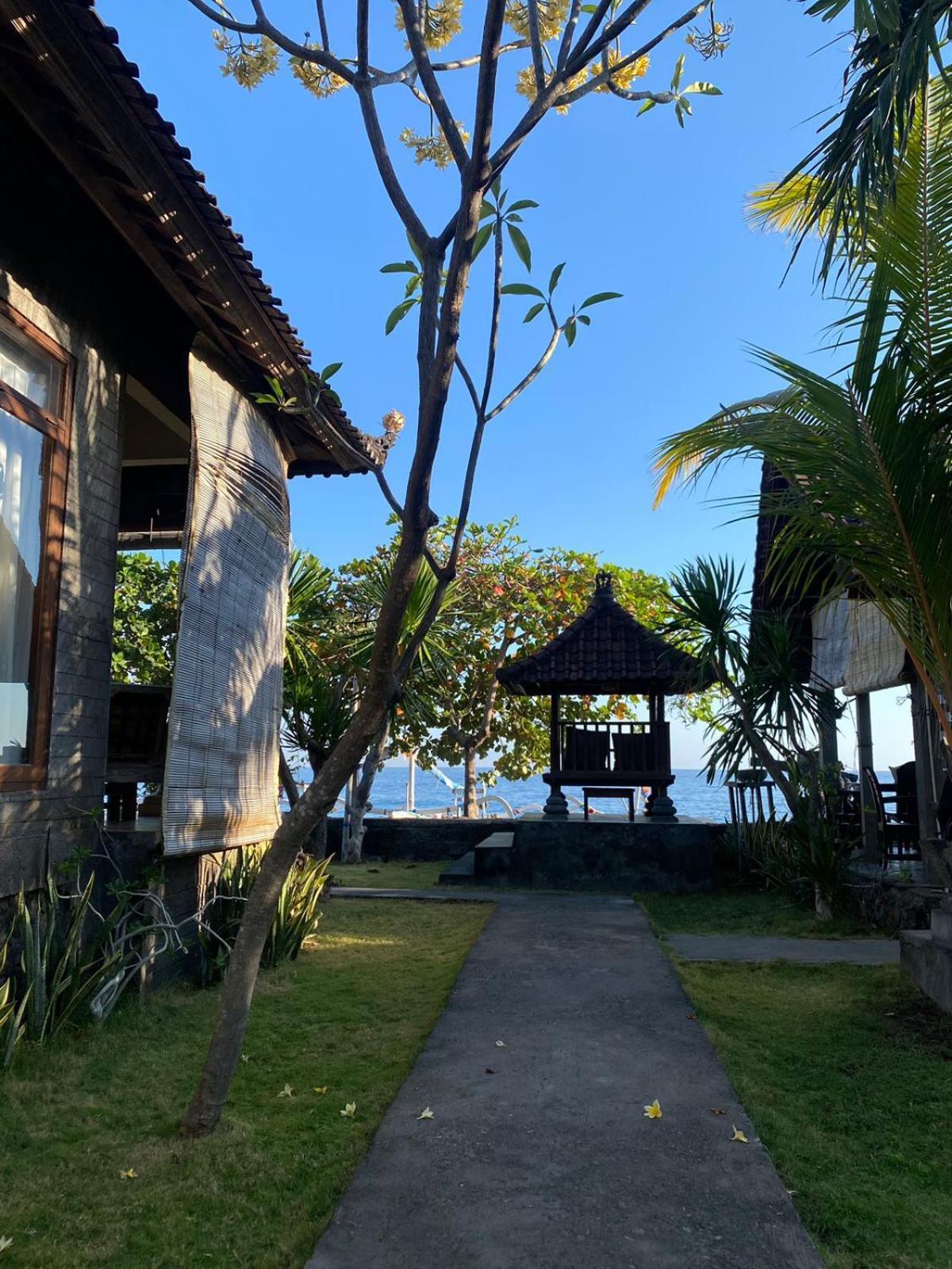 Putra'Lebah Amed Guest House Extérieur photo